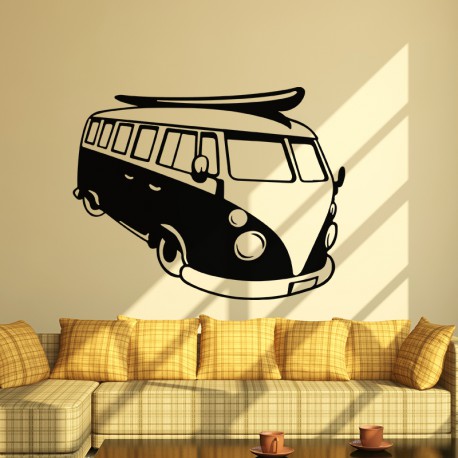 Sticker planche de surf sur une vw combi