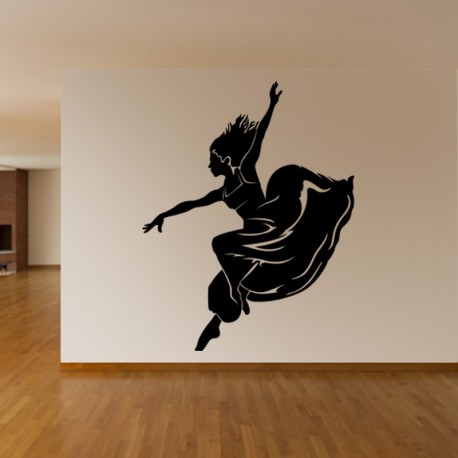 Danseuse portant une longue robe